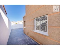 DUPLEX RECIEN REFORMADO!! 3 DORMITORIOS 2 BAÑOS EN AGUAS NUEVAS!!