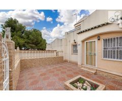 Casa en Venta en Torrevieja, Alicante