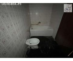 OPORTUNIDAD DE REFORMAR!! PISO EN EL CENTRO DE NOVELDA, TODA LA PRIMERA PLANTA!!