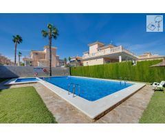 Casa en Venta en Orihuela, Alicante