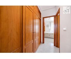Piso en Venta en Torrevieja, Alicante