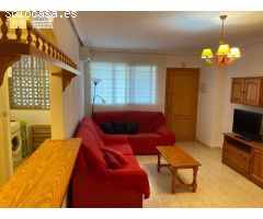 ESTUPENDA VIVIENDA CON JARDÍN EN URBANIZACIÓN CON PISCINA