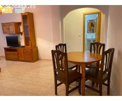 ESTUPENDA VIVIENDA CON JARDÍN EN URBANIZACIÓN CON PISCINA