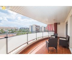 Vivienda urbanización moderna con gran terraza Padel, Piscina, licencia vacacional Arenales del Sol
