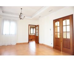 Villa de Lujo en Alquiler en Chipiona, Cádiz