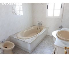Villa de Lujo en Venta en Chipiona, Cádiz