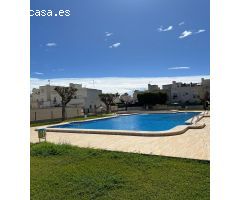 OPORTUNIDAD!! GRAN DÚPLEX DE 3 DORMITORIOS PARA REFORMAR EN AZAHAR DEL MAR!!!