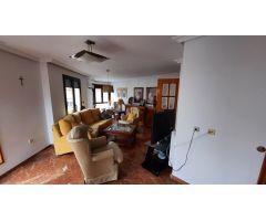 VIVIENDA MUY LUMINOSA EN ZONA CENTRO