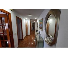 VIVIENDA MUY LUMINOSA EN ZONA CENTRO