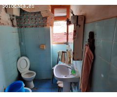 VIVIENDA EL PRIMERA PLANTA CON LOCAL INDEPENDIENTE EN PLANTA BAJA