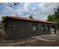 CASA DE CAMPO EN EL PARAJE DE SAN JOSE CON LUZ Y AGUA DOMÉSTICA