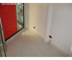 EXCELENTE LOCAL COMERCIAL EN GALERIAS RAMBLA CENTRO