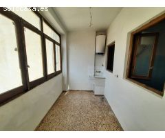 VIVIENDA CON BALCON EN ZONA CENTRO
