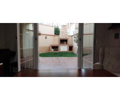 EXCELENTE CHALET EN ZONA S.U.P. 1