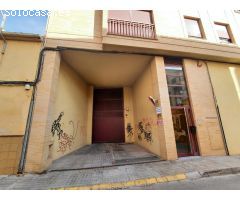 ¡Plaza de garaje en alquiler en pleno centro de Almansa!