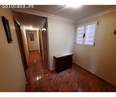 VIVIENDA DE 4 DORMITORIOS EN CAUDETE
