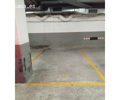 Oferta de párquing económico para vehículo compacto. ¡No la dejes pasar!
