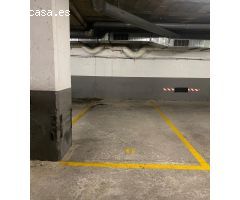 Oferta de párquing económico para vehículo compacto. ¡No la dejes pasar!