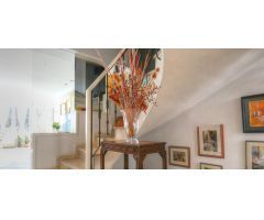 Espacioso adosado en venta con vistas al mar en Cabo de las Huertas Alicante