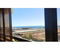 AMPLIO PISO EN VENTA CON VISTAS AL MAR Y UBICACIÓN PRIVILEGIADA EN ALICANTE