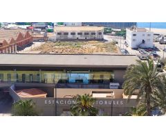AMPLIO PISO EN VENTA CON VISTAS AL MAR Y UBICACIÓN PRIVILEGIADA EN ALICANTE