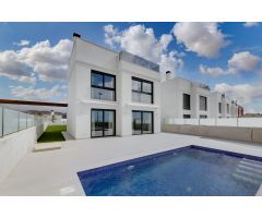 VILLA INDEPENDIENTE CON VISTAS AL MAR Y PISCINA PRIVADA EN BONALBA ALICANTE