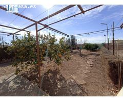 Casa de Huerta con Terreno