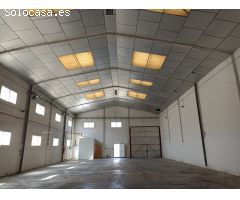NAVE INDUSTRIAL DE 450 METROS EN LE MEJOR PUNTO DEL POLIGONO DE MELIANA CON INQUILINO