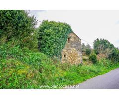 CASA con amplio TERRENO para reformar a 5 KM de A LARACHA