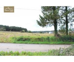 Solar de 890m2 en Oza - Carballo