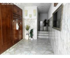 Entresuelo de 255 m2 ideal para oficinas o vivienda
