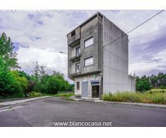 ¡2 amplias VIVIENDAS + BAJO + SÓTANO por 126.000 € en el ????bosque de Carballo (A CORUÑA-GALICIA)!