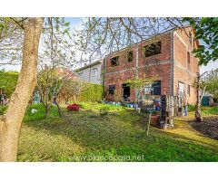 ¡¡¡¡CASA en CONSTRUCCIÓN con TERRENO en LARACHA CENTRO!!!