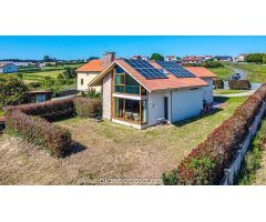 ¡¡ESPECTACULAR CHALET con TERRENO de 2.232 m2 en Bertoa(Carballo) por 485.000€!!
