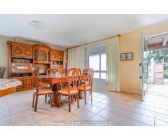 ¡¡Tu Refugio Perfecto en Seiruga: Espaciosa Casa con terreno y con Vistas al mar !!