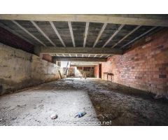 ! Bajo y Sótano en Venta en Calle Xílgaro - Carballo