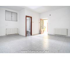 CASA para REFORMAR a 450 m. de la PLAYA por 69.900 €