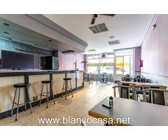 ¡Bar al lado del centro de Carballo: Ideal para Emprender por el precio de 59.900€!