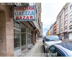 Amplio Local Comercial en Alquiler en C/ Rio Anllóns de Carballo (A Coruña)