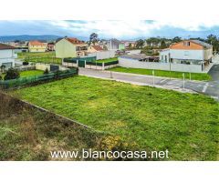 ?SOLAR en venta en **PEDRA FURADA– CARBALLO***????