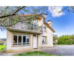 ¡CASA con AMPLIO TERRENO para ENTRAR  a VIVIR en Artes( Carballo-A Coruña ) por 199.990€!