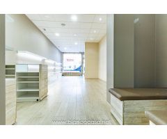 Local comercial en Alquiler en Carballosa, A Coruña