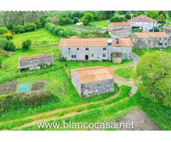 ¡CASA de PIEDRA para REFORMAR con 24.400M2 de TERRENO + 3 ALPENDRES POR EL PRECIO DE 129.900€!