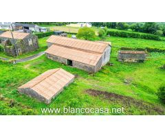 ¡CASA de PIEDRA para REFORMAR con 24.400M2 de TERRENO + 3 ALPENDRES POR EL PRECIO DE 129.900€!