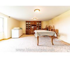 ¡CASA de PIEDRA para REFORMAR con 24.400M2 de TERRENO + 3 ALPENDRES POR EL PRECIO DE 129.900€!