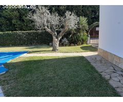 Casa con 4 habitaciones y piscina