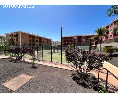 Se alquila piso en Palm Mar