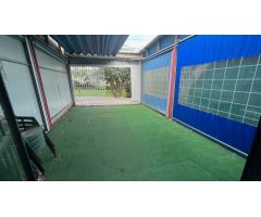 Local comercial cerca de la playa de levante Benidorm! www.euroloix.com
