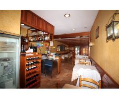 Se vende bonito y reformado Restaurante Steak House a un paso de playa Levante.