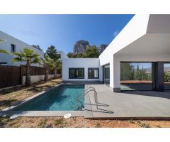 SE VENDE VILLA DE LUJO CON VISTAS AL MAR EN POLOP!!! SEVENDGROUP.COM